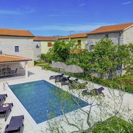 Villa Olea In Barat - Haus Fuer 6-8 Personen Kanfanar Bagian luar foto