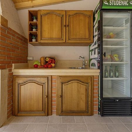 Villa Olea In Barat - Haus Fuer 6-8 Personen Kanfanar Bagian luar foto