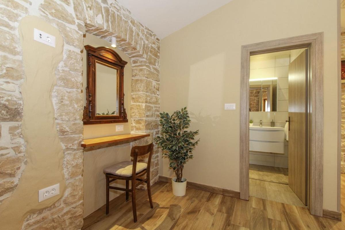 Villa Olea In Barat - Haus Fuer 6-8 Personen Kanfanar Bagian luar foto