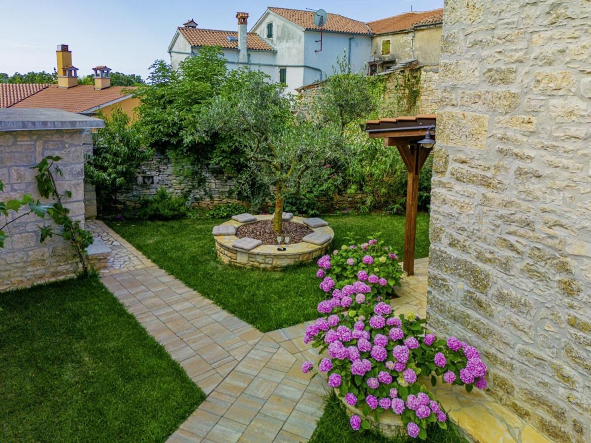 Villa Olea In Barat - Haus Fuer 6-8 Personen Kanfanar Bagian luar foto