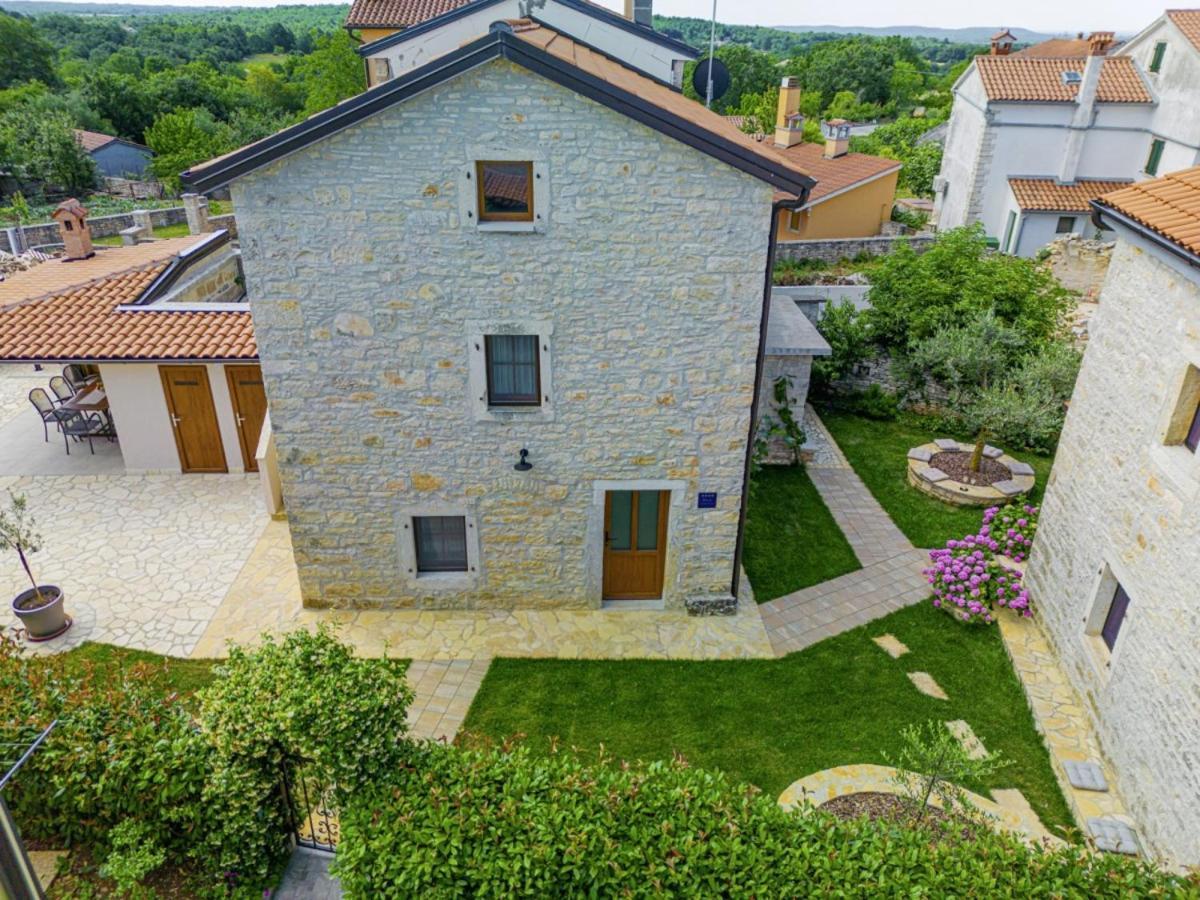 Villa Olea In Barat - Haus Fuer 6-8 Personen Kanfanar Bagian luar foto